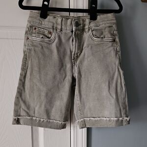 Light Gray Denim Shorts W Stretch